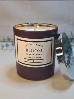 Bloom Vela Peonía y Rosa | Vela de Soja Natural | Luz de Candle