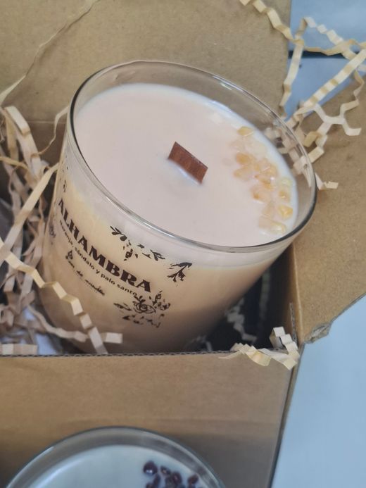 Pack de 4 Velas Artesanales Grandes con Aromaterapia | Mecha de Madera y Minerales Naturales