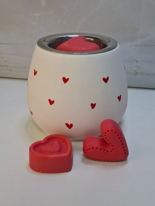 Pack Quemador de Wax Melts Blanco con Corazones Pintados a mano
