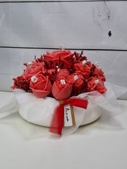 Ramo de velas artesanales con forma de flores