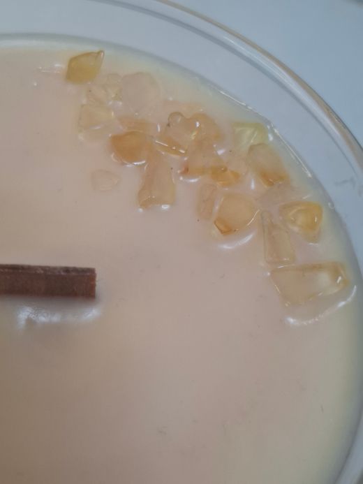 Vela de soja Alhambra con mecha de madera y citrino | Aroma naranja, sándalo y palo santo