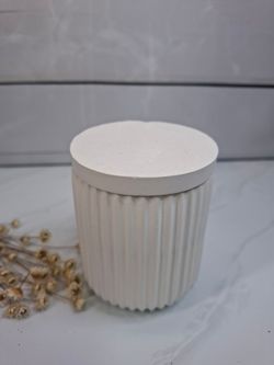 Vela Artesanal de Cera de Soja en Resina Ecológica Blanca | Luz de Candle l Vaso blanco