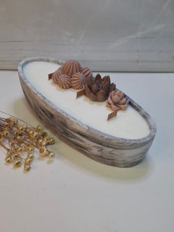 Vela artesanal en recipiente ovalado efecto mármol