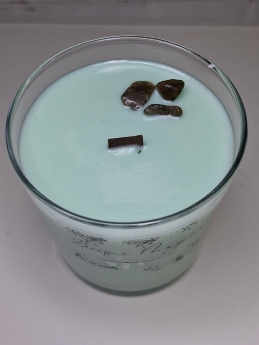 Vela "Bosque Mágico" en vaso de cristal con decoración natural