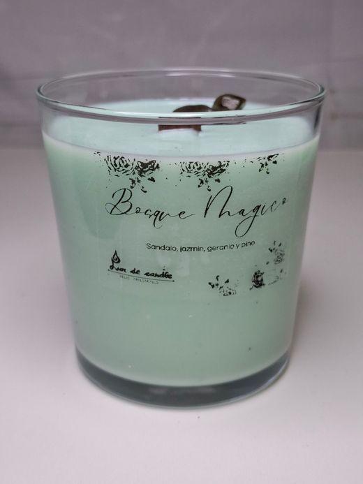 Vela "Bosque Mágico" en vaso de cristal con decoración natural