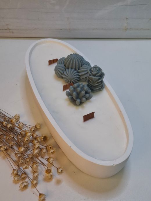 Vela artesanal Ovalada blanca con Mechas de Madera  | Luz de Candle