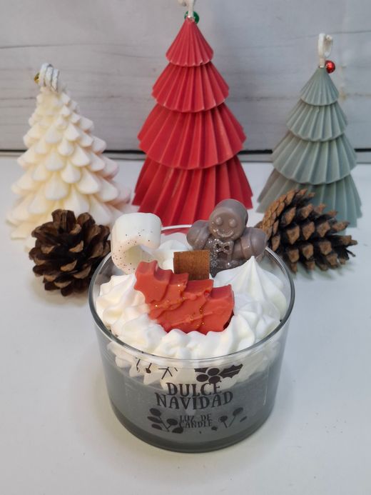 🎄 Vela navideña artesanal en vaso de cristal – cera de soja ecológica y aroma a marshmallow