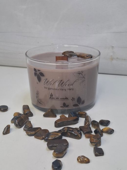 Vela de soja Wet Wood con mecha de madera | Bergamota, ylang-ylang y ojo de tigre
