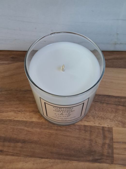 Velvet Coconut | Vela Aromática de Coco Cremoso y Cera de Soja Natural